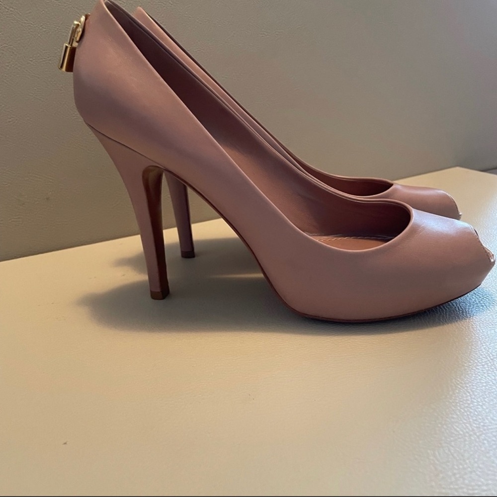 Authentic Louis Vuitton Pink Patent LeatherOh really! Peep Toe Pumps Size38.5 - Picture 5 of 17
